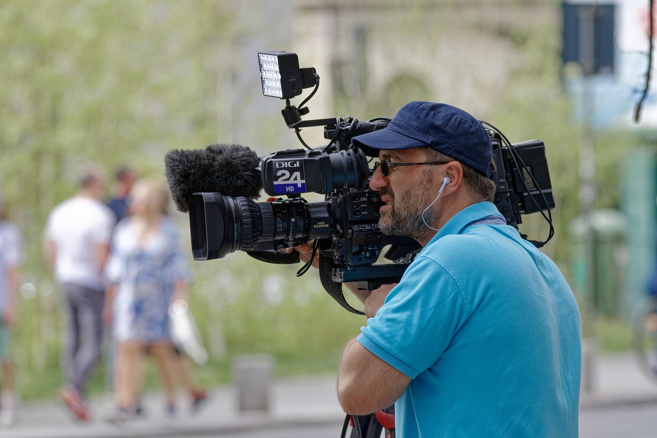 Peel百乐苹果爆珠：如何注册三农视频作者账号