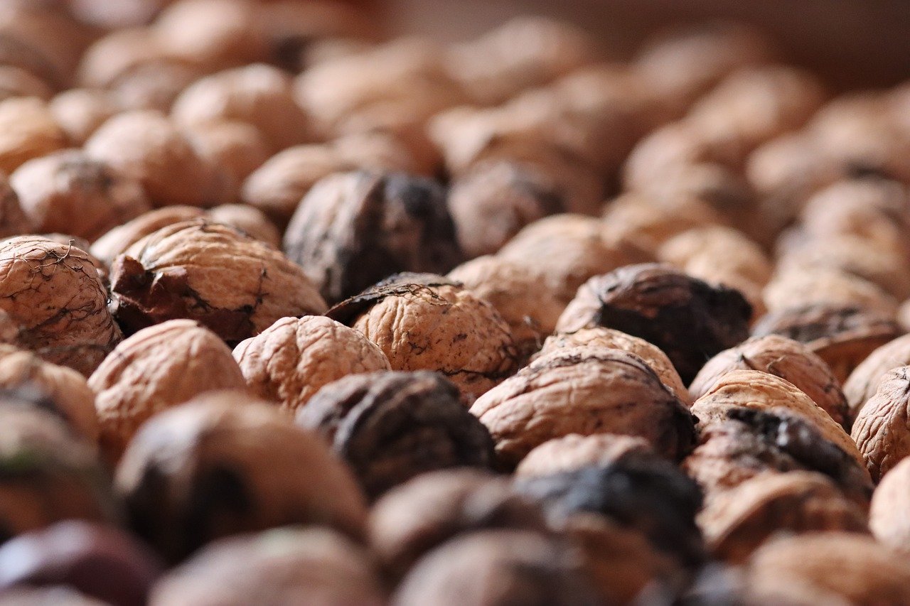 探探实名账号：经纬平台总代理